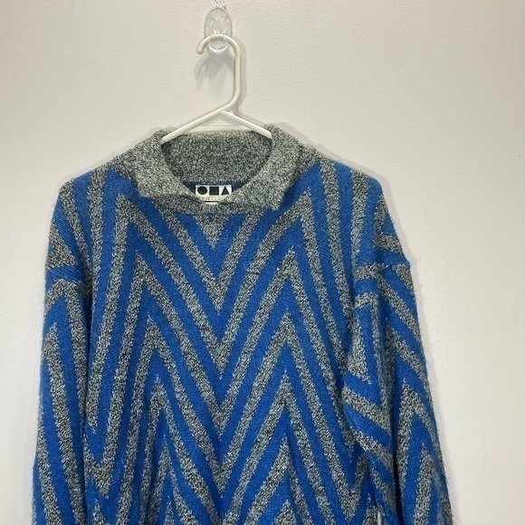 Vintage Objectivity Women’s Blue Grey Chevron Print Knit Sweater - Picture 4 of 11